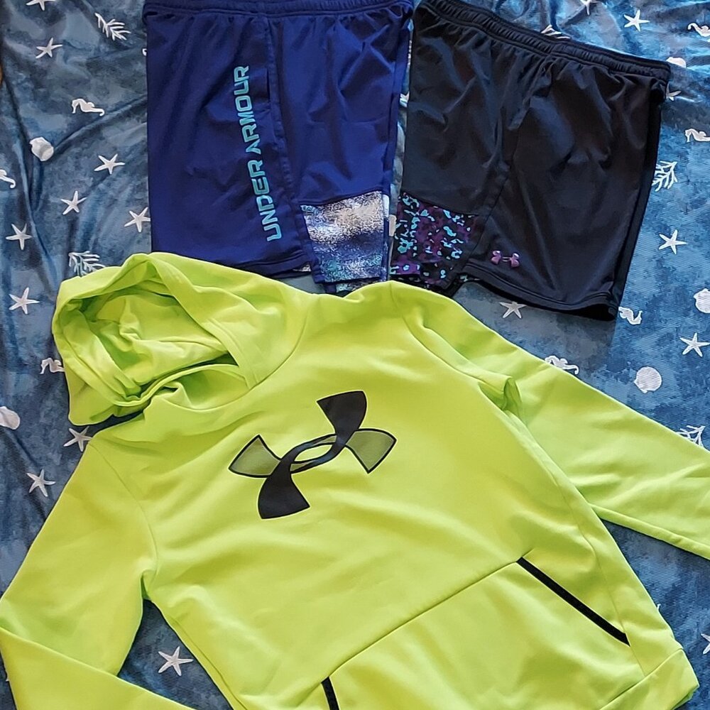Boys lot of 3 Size YXL